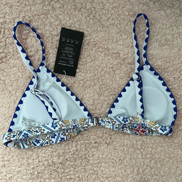 Amazon - Picture 4 of 10